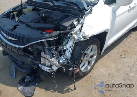 2019 Chrysler Pacifica Touring L Plus из США, поврежденный, VIN 2C4RC1EG2KR576496